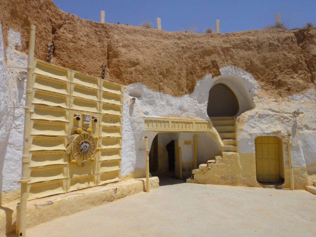 unusual towns- underground cave in Sidi Driss